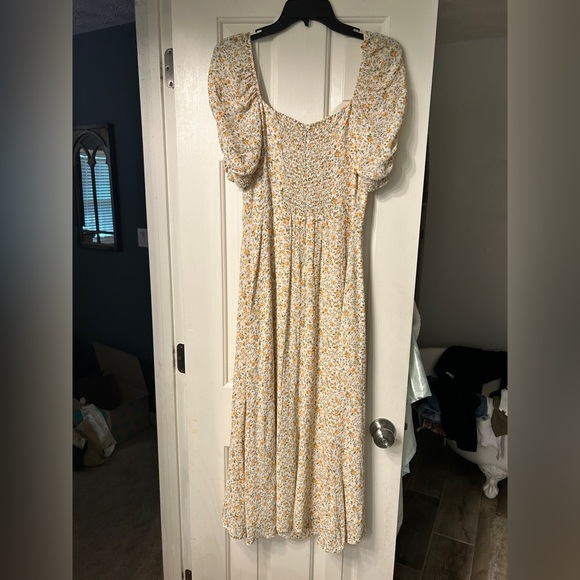 Reformation Bandit Dress in Lima Size 8 - Picture 8 of 12